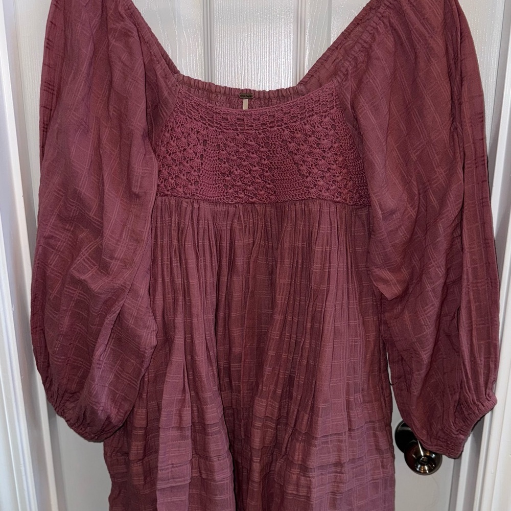 Free People Ari Mini Dress Smocked Babydoll XS Ballon Sleeve Dried Currant Flowy - Picture 3 of 11